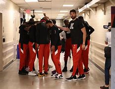 币游体育官网-中超赛程吃紧，多伦多猛龙窗口期临场应变，压力陡增，身体对抗强度拉满